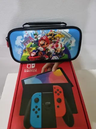 Nintendo Switch + Custodia Mario Kart