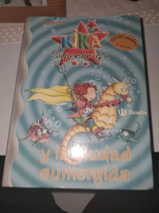 Kika Superbruja y la ciudad sumergida (Kika Sup...