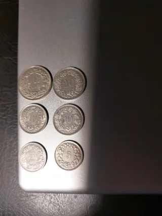 6 Monedas Suiza