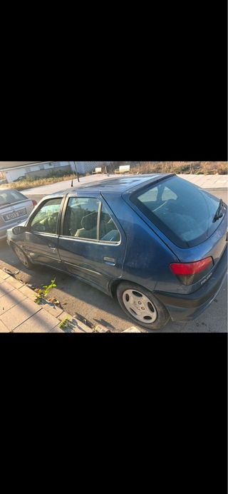 Peugeot 206 1999