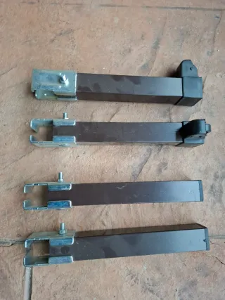 Patas para somier metálicas.  25cm por 3'5 tubo