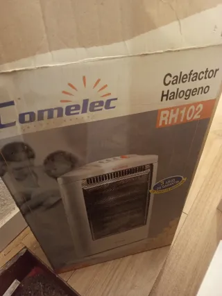 Calefactor Halógeno RH102 marca comelec