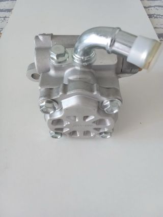 Bomba Dirección Toyota Hilux