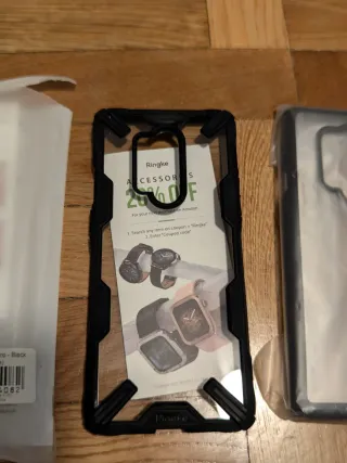 Fundas Ringke y Spigen OnePlus 8 Pro. Poco uso