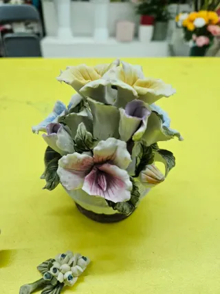 Fiori in porcellana decorativi