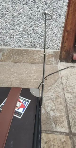 MALETIN COMPACT DISK-RADIO-RELOJ TRAVEL SUITC