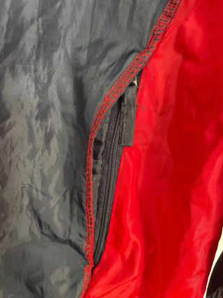 Cortavientos Legea Negro y Rojo