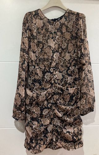 Vestido Zara floral manga larga