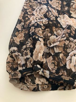 Vestido Zara floral manga larga