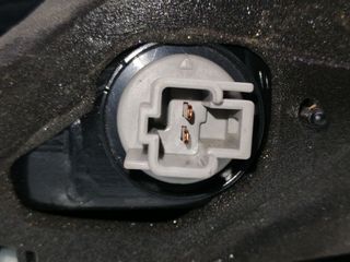 PILOTO TRASERO IZQUIERDO SUBARU LEGACY BERL./FAMILIAR B11 (B (5)