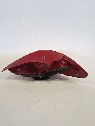 PILOTO TRASERO IZQUIERDO PEUGEOT 206 BERLINA (2)