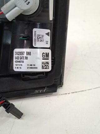 PILOTO TRASERO DERECHO INTERIOR OPEL ZAFIRA (C)