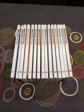 Libros + dvd english in action de Michael robinson