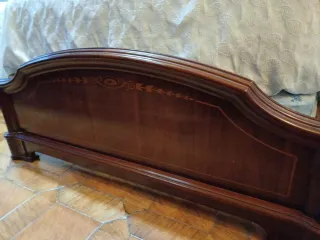 Conjunto 2 camas y mesilla madera