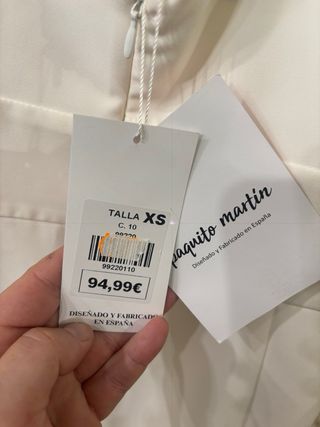 Vestido Mini Blanco con Mangas Azules