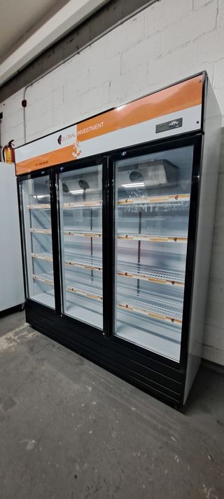 Nevera Expositora Bebidas 3 Puertas