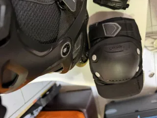 Patines en línea negros