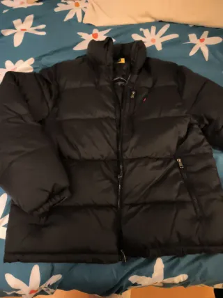 Plumífero Polo Negro Talla L. No verdadero