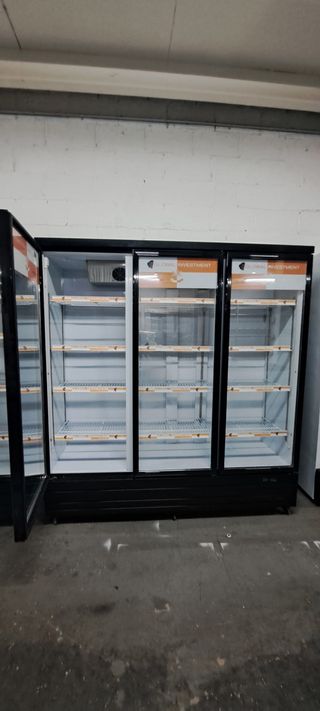 Nevera Expositora Bebidas 3 Puertas