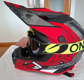 Casco Enduro Rojo y Negro Talla S