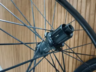 Ruedas DT Swiss Carbono