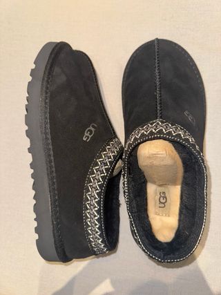UGG Tasman Negro
