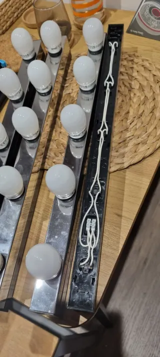 Luz Tocador Ikea con Bombillas