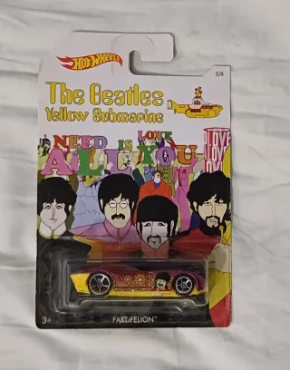 Hot Wheels The Beatles Yellow Submarine Set Comple