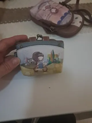 Bolso monedero estampado niña