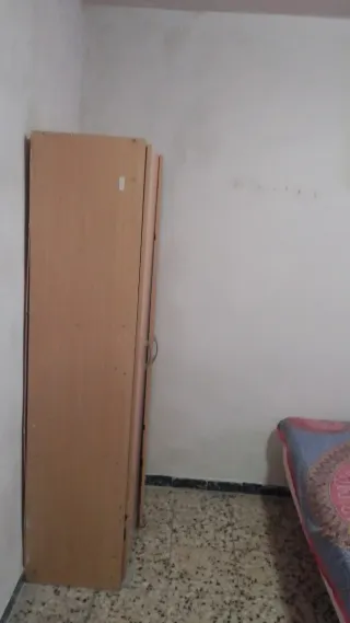 Se alquila habitación amplia,tranquila en Móstoles