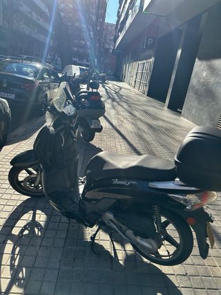 Kymco People S50 Scooter