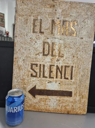 Cartel hierro casa descanso Mas Del Silenci