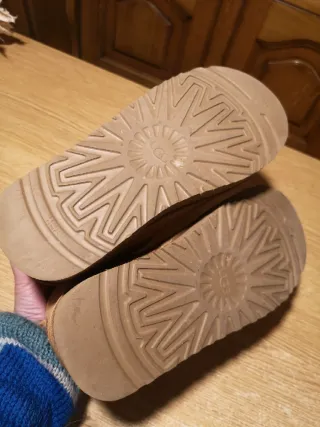 Botas UGG Cortas Marrones