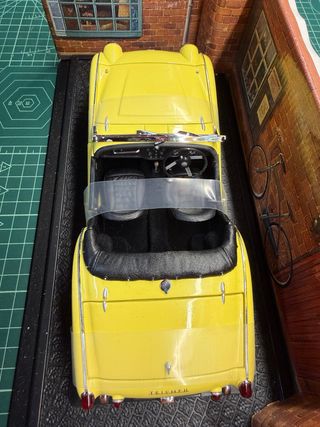 Maqueta Kyosho Triumph TR3A 1:18