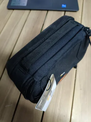 Funda Case Logic SLRC208 para cámara