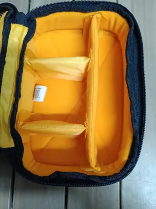 Funda Case Logic SLRC208 para cámara