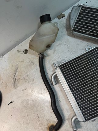 Radiador Yamaha Aerox y Jog