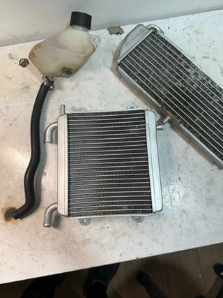 Radiador Yamaha Aerox y Jog