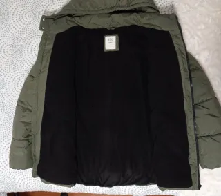 Chaquetón acolchado verde con polar