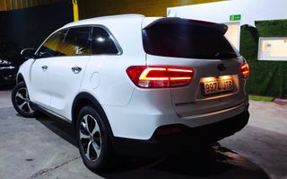 KIA Sorento 7 PLAZAS 2.2d 200cv Techo, NEGOCIABLE