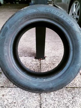 Neumático Goodyear 205/55 R16