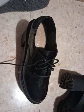 Zapatos charol negros plataforma