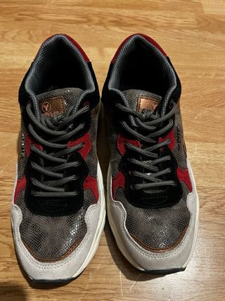 Zapatillas Yumas Marrones/Grises/Rojas/Blancas
