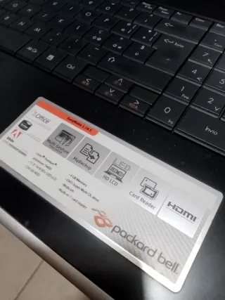 Packard Bell Notebook 17,3 da sistemare