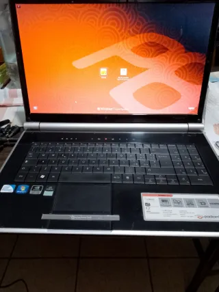 Packard Bell Notebook 17,3 da sistemare