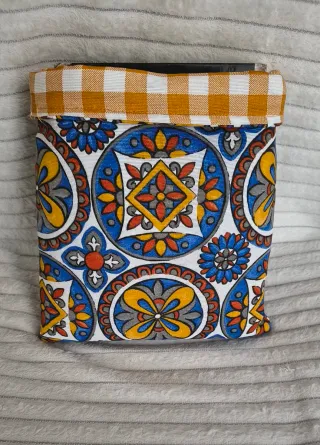 Funda libro, iPad, acolchado