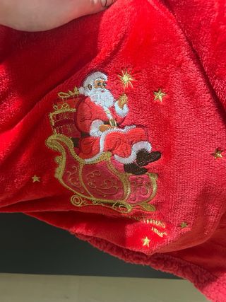 Coperta pile matrimoniale rossa con Babbo Natale