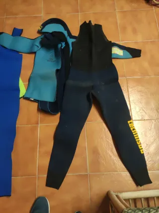 Trajes complets de neoprè 7 mm.