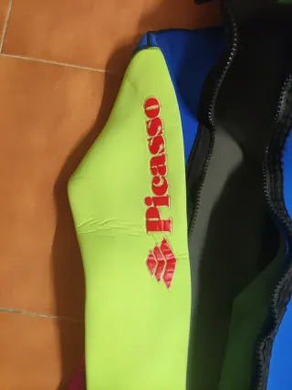 Trajes complets de neoprè 7 mm.