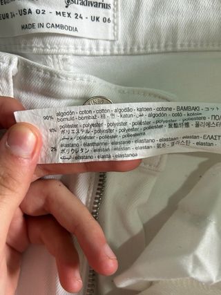 Vaqueros pitillo Stradivarius blancos Talla XS